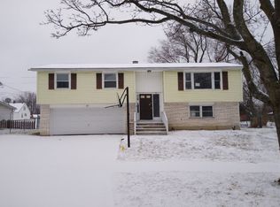 67 Gregory Ct, Depew, NY 14043