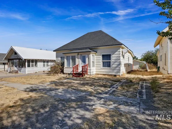 216 8th Ave S, Buhl, ID 83316