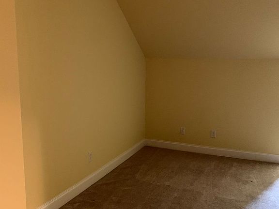 3rd image of 136 Nickolas Cir
