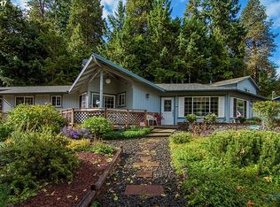 185 Hamlin Dr, Canyonville, OR 97417
