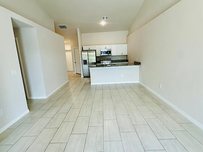 1113 Gleason Pkwy #1113 — Photo 4