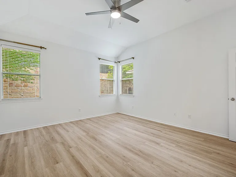 23 Juniper Berry Way #16 — Photo 18