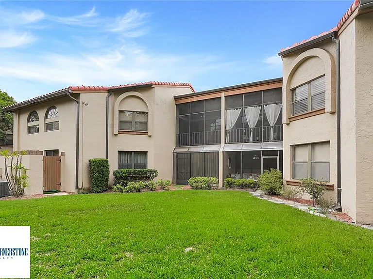 2935 Monaco Ct #23 — Photo 3