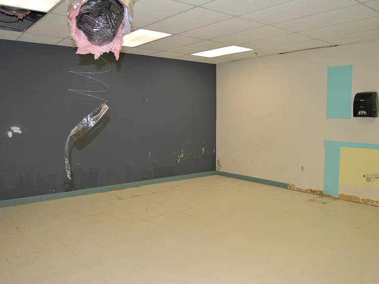 4620 50th St #10 — Photo 9