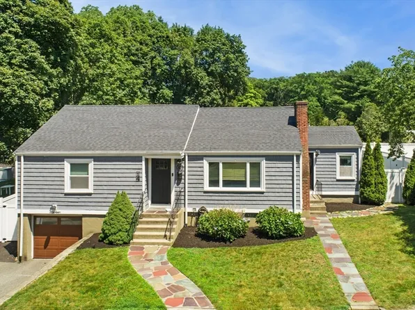 14 Harding Rd, Wakefield, MA 01880