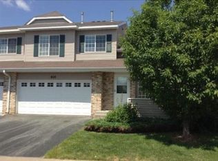 829 Summer Pines Cir, Hudson, WI 54016