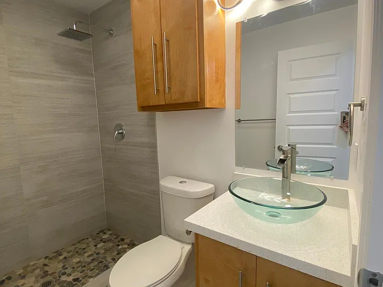 1018 Ursula St — Photo 11