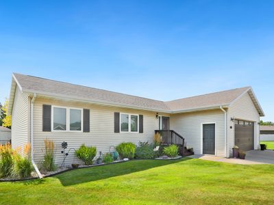 1008 Jade Ct, Aberdeen, SD, 57401