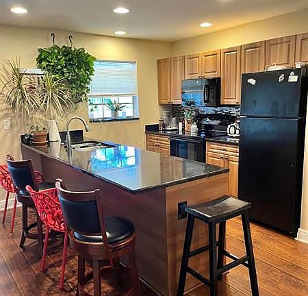 5th image of 1252 Club Dr W APT C