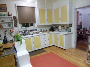 11 Sherman St, Newport, RI 02840