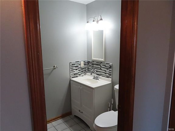 5th image of 5851 Langmere St