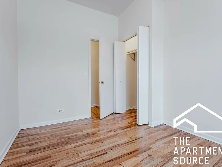2319 N Kedzie Blvd #1F — Photo 7
