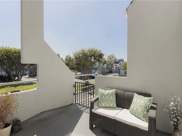 27823 Zircon, Mission Viejo, CA 92691