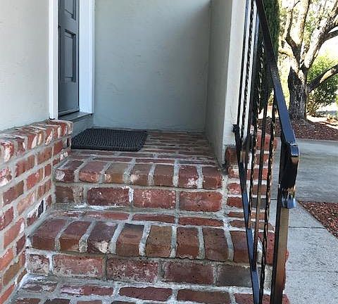 3rd image of 522 Joaquin Dr