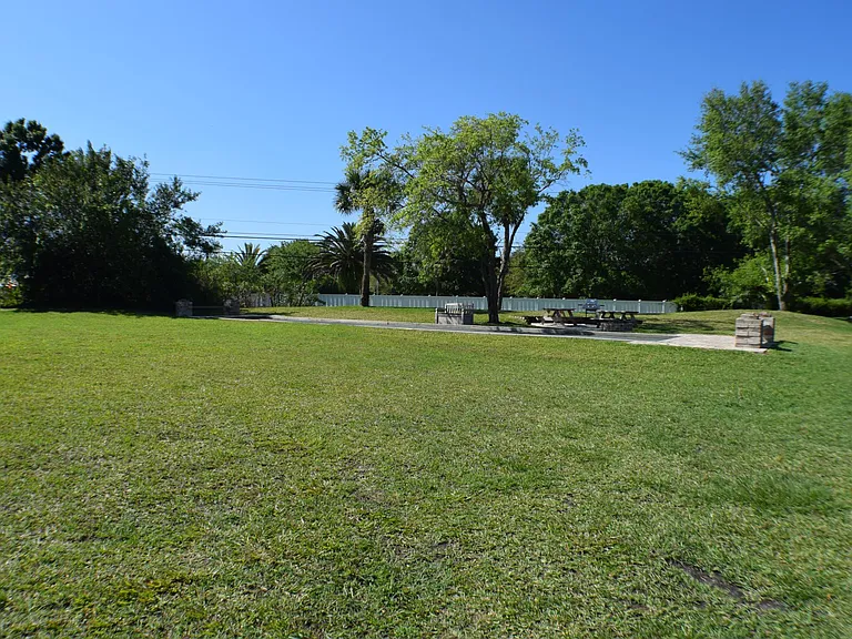 1178 Breezy Way #5G — Photo 11