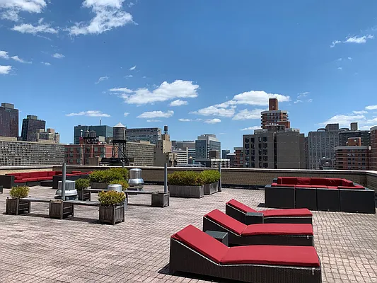 Sold by Compass | media 6