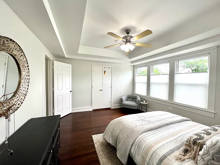 Master bedroom with large walk-in closet!