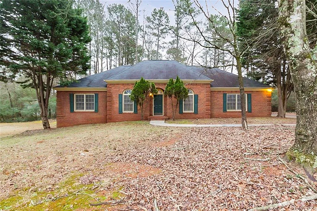 4015 Park Place Cir photo 1