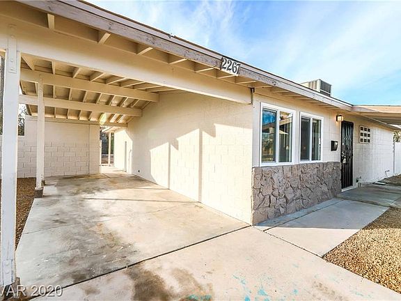 4th image of 2267 Palma Vista Ave