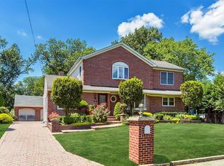 43 Fairfield Rd, East Brunswick, NJ 08816