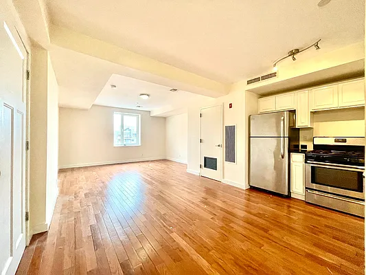 Rented by Doorway NYC, LLC | media 14