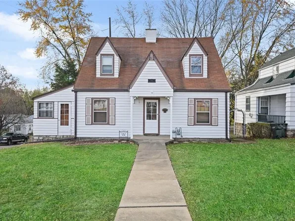 901 Metropolitan Ave, Leavenworth, KS 66048