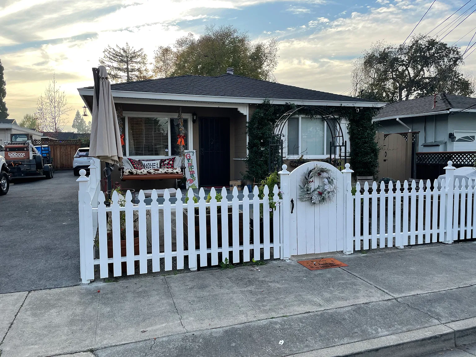 2 bed, 900 sqft, $3,400 — Photo 2