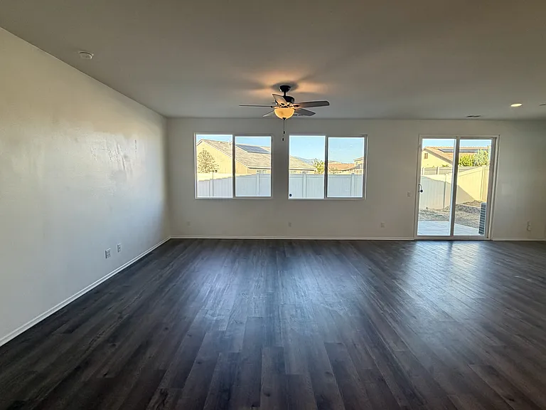 914 Haviture Way — Photo 9