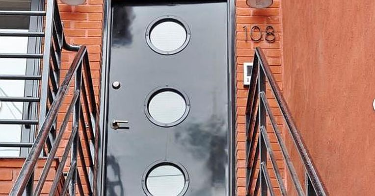 1st image of 108 Pioneer St #1