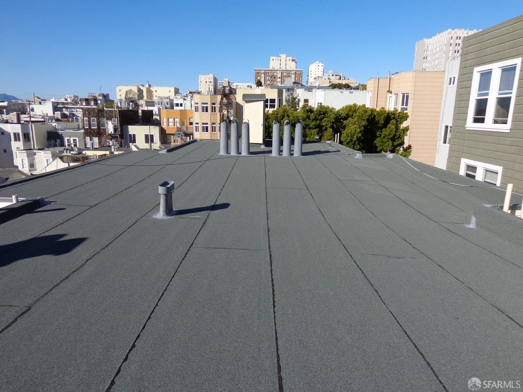 1326 Vallejo St, San Francisco, CA - More