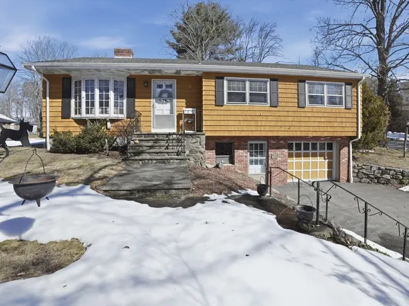 745 Pleasant St, Marlborough, MA 01752