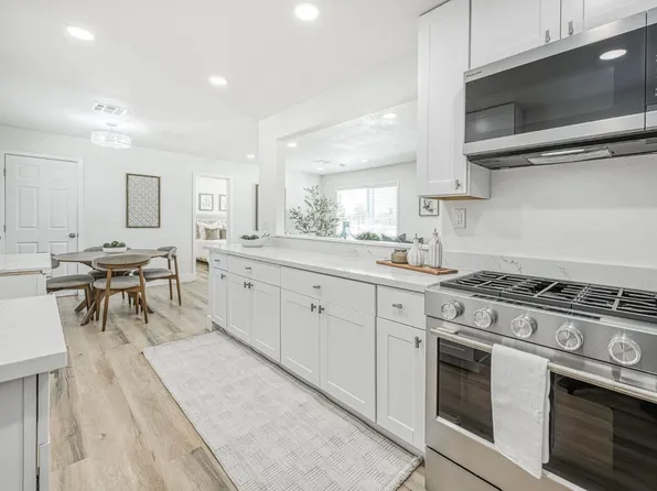 8754 E Ostler St, Selma, CA 93662