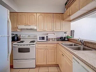 102 SW 6th Ave #405 — Photo 9