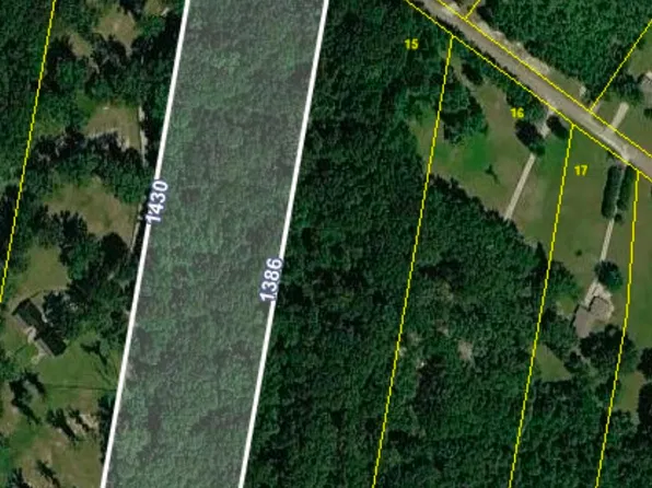 1060 Joann Rd, Somerville, TN 38068