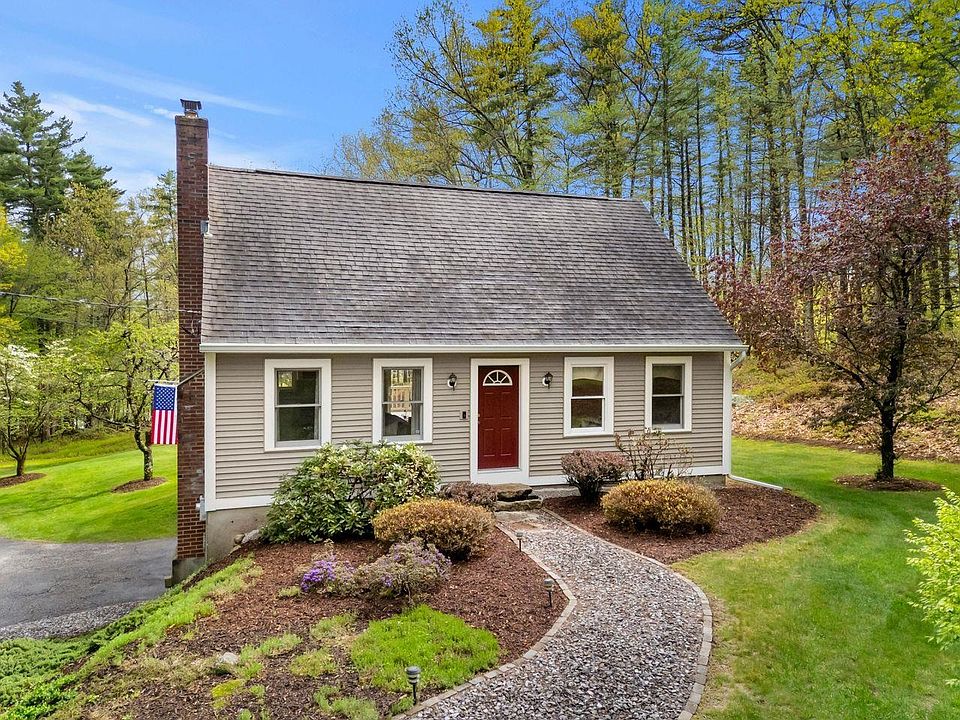 1st image of 46 Pinecrest Drive