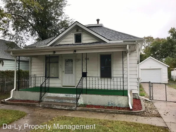 1511 W 4th St, Grand Island, NE 68801