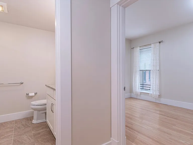 132 Main St #311 — Photo 17
