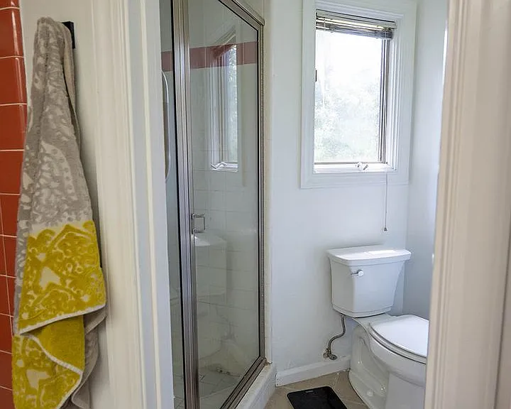 3724 Longchamp Cir — Photo 23