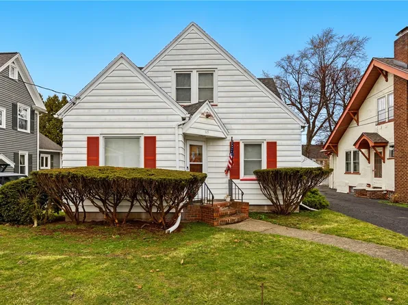 115 W Spruce St, East Rochester, NY 14445