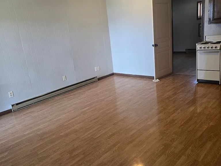 125 W Dunklin St #G — Photo 3