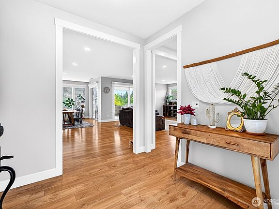 3rd image of 8019 119th Street E