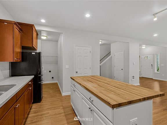 4th image of 16439 77th Avenue Ct E