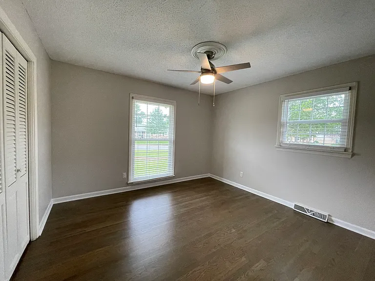 2402 Bower Dr — Photo 18