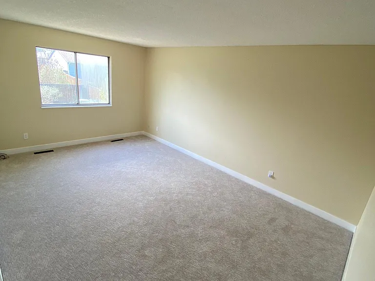 4225 Hummingbird Dr — Photo 12