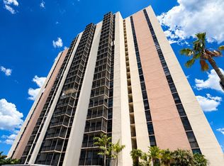 20301 W Country Club Drive #329, Aventura, FL 33180