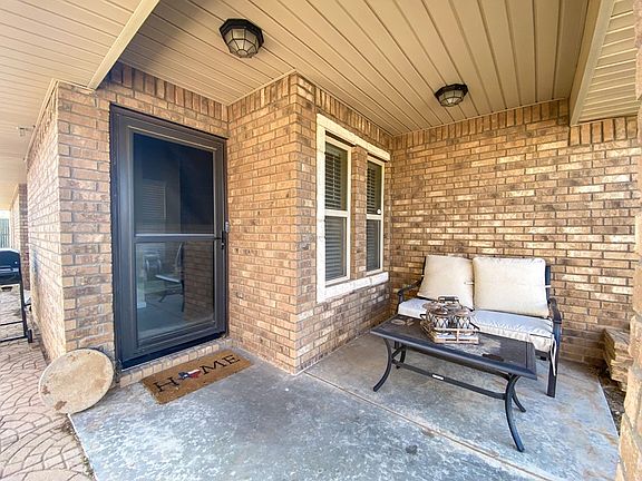3rd image of 8 Vista Crest Ct