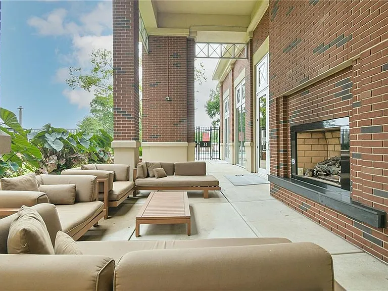 1820 Peachtree St #1002 — Photo 35