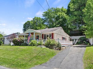 29 Cecelia Ter, Pittsfield, MA 01201