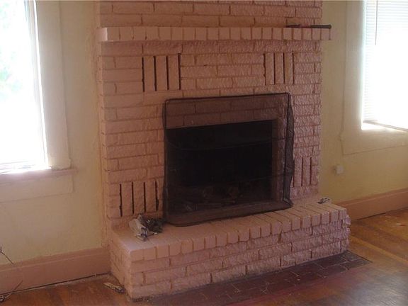 4th image of 3502 Mountain Ave