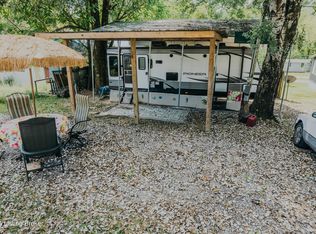 15 Eggen Rd, Falls Of Rough, KY 40119